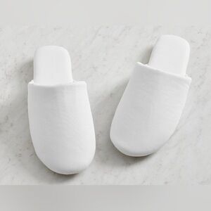 Pottery Barn Retreat Heritage Slipper Size Large